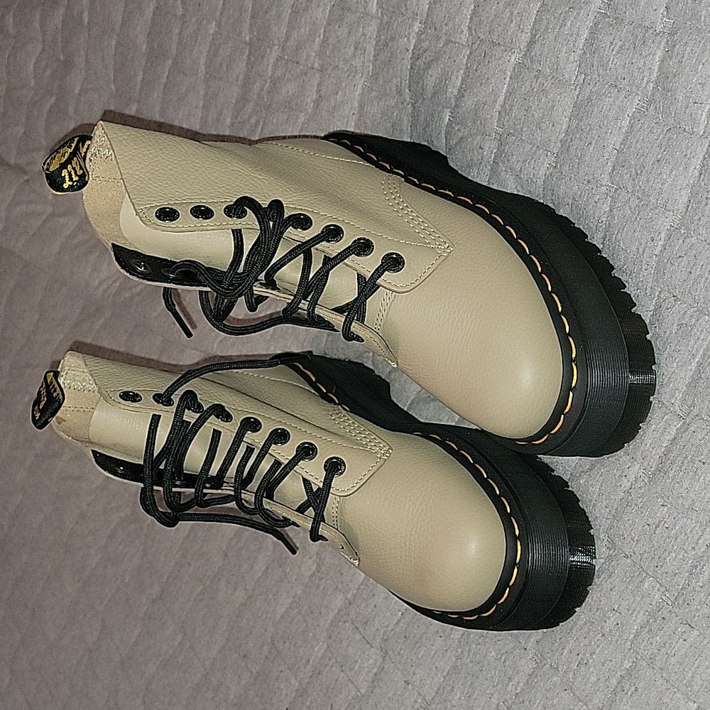 Dr. Marten's Jadon Platform Boot